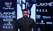 Look... Who joined Arjun Kapoor on the ramp!