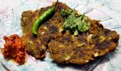 How To Make Thalipeeth