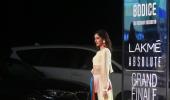 Wow! Ananya serves her SEXIEST ramp style