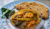 Malabar Spinach and Prawn Curry