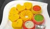 Recipe: Super Speedy Besan Idli