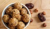 Recipe: Oats Laddoos, Jowar Shakarparas