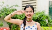 Adah, Alia, Nitashi have a I LOVE INDIA moment!