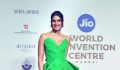 Kriti Makes A Knockout Appearance At Miss World