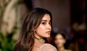'Gorgeous, Beautiful, Magical' Janhvi