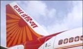 Air India for 10% cut in expat pilots' wages