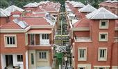 RBI cautions banks on lending to builders