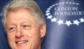 Clinton Foundation plans 5 solar parks in Gujarat