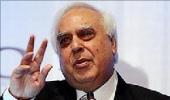 Sibal stresses on ethics, hardwork for success