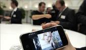 Smartphones can keep you off the laptops? Well. .