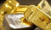 Gold extends losses; silver dips below Rs 41,000-mark