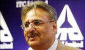 ITC chief to pave way for successor by Feb 2017