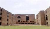 IIM-A sees rise in global offers