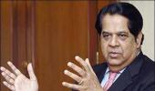 KV Kamath disagrees with SBI Chairman