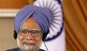 Manmohan Singh aims to restore confidence in market