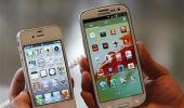 Samsung takes more smartphone market share from Apple