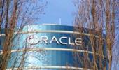 Oracle to sell 5.3% stake in financial arm