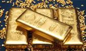 Gold traders struggle for supplies despite record premiums