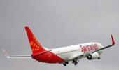 SpiceJet resumes operation, pays cash to buy jet fuel