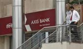 3 banks to help govt sell Axis shares