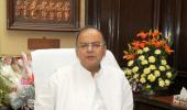 Jaitley threatens to shut down non-performing PSUs