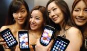 Samsung leads India mobile phone market, but losing grip