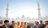 Modi woos NRI investors in UAE