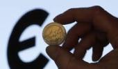 Euro holds up in face of Greek 'No'