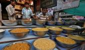 Tur dal prices hit Rs 200/kg, adds to consumers' pain