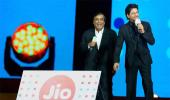 Jio offers new iPhone users free service for 15 months