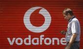 Big trouble for Jio, Airtel, as Vodafone, Idea talk merger