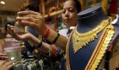 Jewellers try to push old stock before GST roll-out