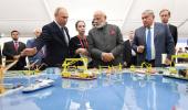 India gives $1 bn line of credit to Russia's Far East