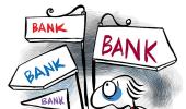 Banking system's liquidity slips into deficit 1st time