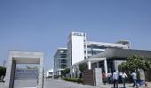 HCL Tech to hire 20,000 people in next 2 quarters