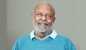 Shiv Nadar Donates 7.4 Cr Every Day!