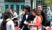 SRK, Juhi in Disneyland!