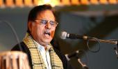 Jagjit Singh's ghazals hold Kashmir captive