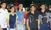 Deepika, Aamir on the badminton field