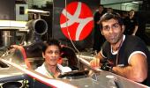 SRK sets pulses racing in Malaysia!