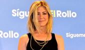 Jennifer Aniston chops if off!