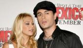 Baby time for Enrique Iglesias & Anna Kournikova?