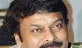 Chiranjeevi accepts Big B's request; to act again