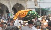 Photo: Amitabh visits Ajmer Sharif