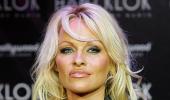 Pamela Anderson to play Virgin Mary