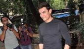 Aamir:Talaash is more realistic and sensitive than Singham