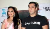 PIX: Salman Khan, Sonakshi Sinha promote Dabangg 2