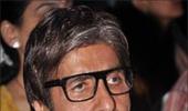 Amitabh Bachchan still in pain after surgery