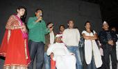 Anna Hazare talks violence at film screening!