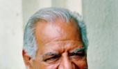 Dara Singh continues to be critical in hospital